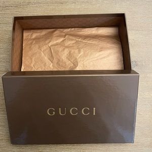 Authentic Gucci Sunglasses/wallet Box